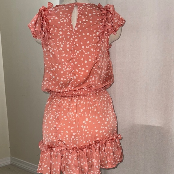 Dress - Picture 3 of 3